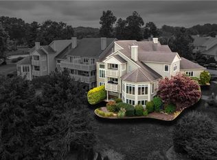 27 Eagle Dr, North Kingstown, RI 02852