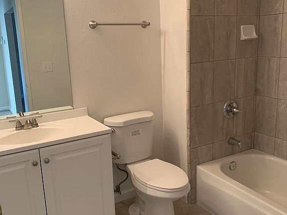 3rd image of 5632 Cypress Ave APT 08