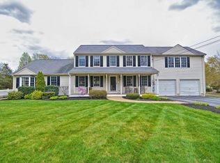1 Rennie Dr, Blackstone, MA 01504