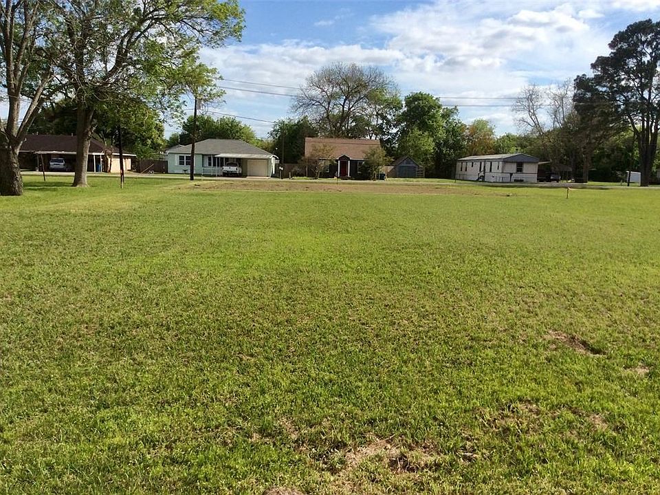 View from Walenta.  The property line is where the grass is shorter in the back.