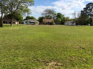 1603 Elizabeth Ave, Rosenberg, TX 77471