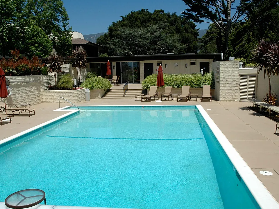 pool