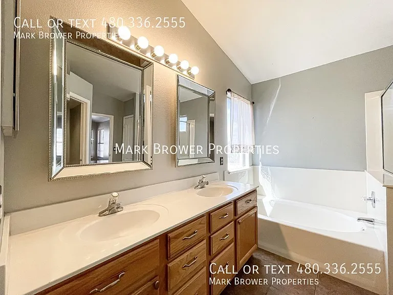 4714 E Mossman Rd — Photo 12