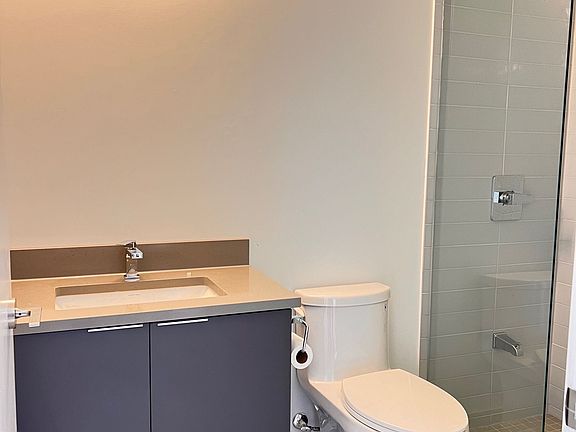 5th image of 2033 Kennedy Rd #3707