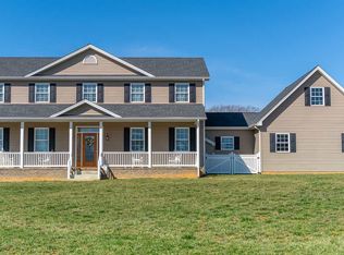 192 Holeyscript Ln, Greenville, VA 24440