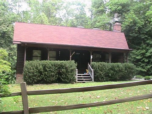 2nd image of 88 W Holly Ln