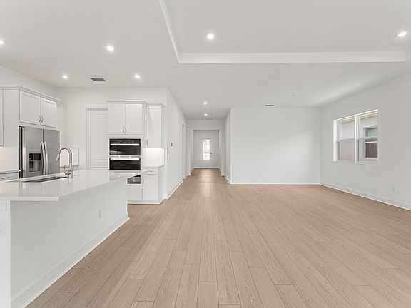 4th image of 10412 SW Jadewood Court