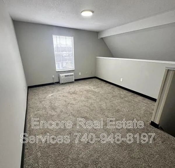 570 Brookside Ct — Photo 7