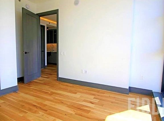 5th image of 26 West St #4KA