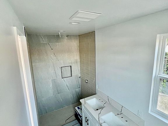 Master Bathroom- FENCE, LANDSCAPING & INTERIOR FINISHES NOT COMPLETE, CURRENTLY BEING FINISHED.