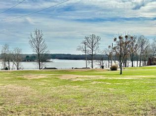 0 Point Rd, Muscle Shoals, AL 35661