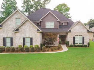 132 Mountain Laurel Rd, Wetumpka, AL 36093