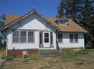 2045 360th St SW, Oxford, IA 52322