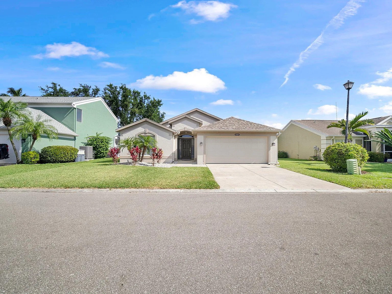 3 bed, 1565 sqft, $2,800 — Photo 2