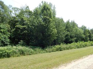 56871 Silverstone Dr, Three Rivers, MI 49093