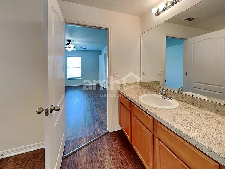932 Wynnmere Walk Ave — Photo 11