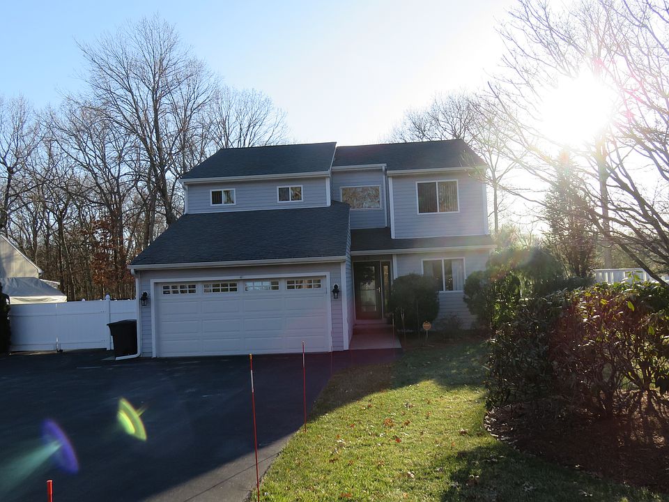 1st image of 43 Lincoln Dr