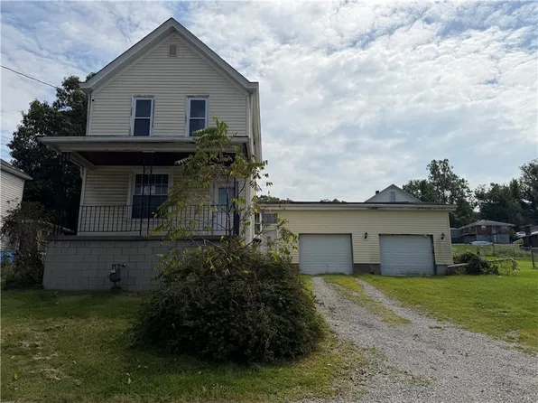 108 Brown Ave, Grapeville, PA 15634