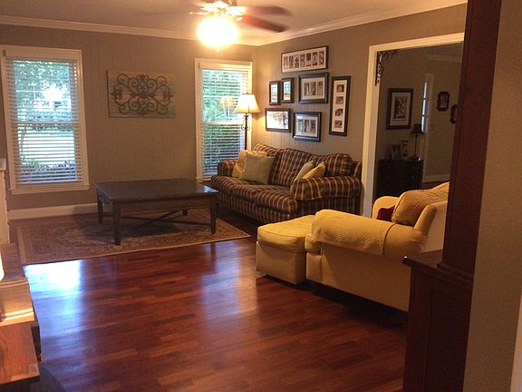 4th image of 224 Stoney Creek Dr