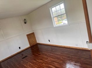 104 Short St, Unicoi, TN 37692