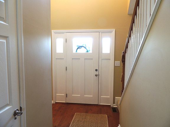 4th image of 309 Morehead Dr