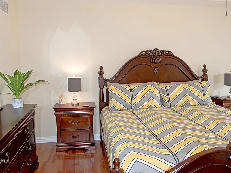 170 Crescent Blf — Photo 12
