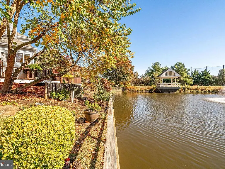 6505 Gretna Green Way — Photo 43