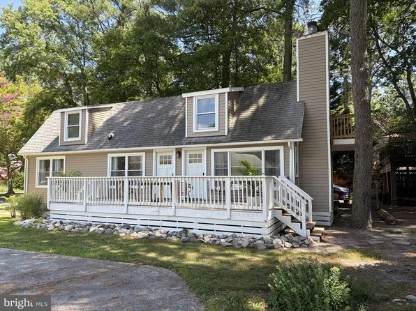 407 142nd St, Ocean City, MD 21842