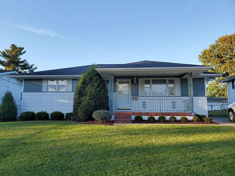 1st image of 129 Nelson Ct