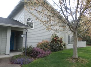 2110 Creek Dr, Ashland, OR