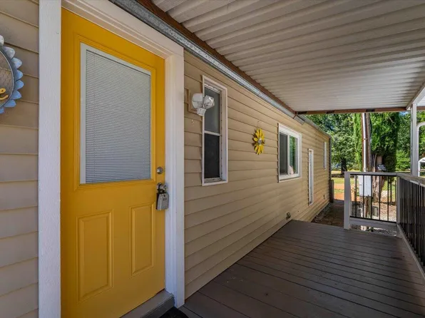 2020 Cabello St, Shasta Lake, CA 96019