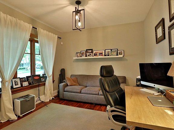4th image of 225 Forestwood Dr