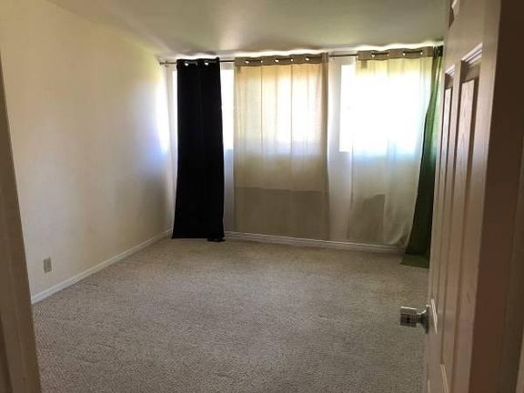 3rd image of 700 Lakebird Dr