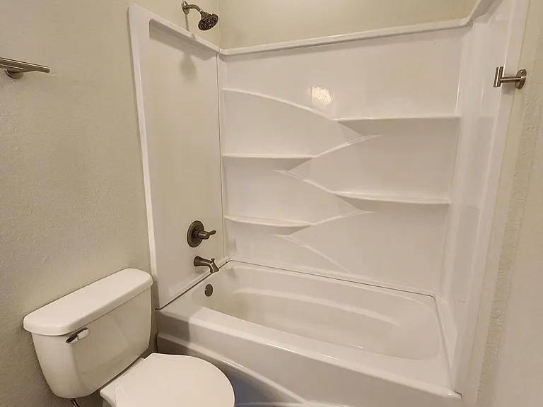 100 Jackman St #109 — Photo 15