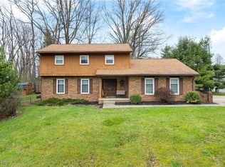 4582 Louise Dr NW, Canton, OH 44718