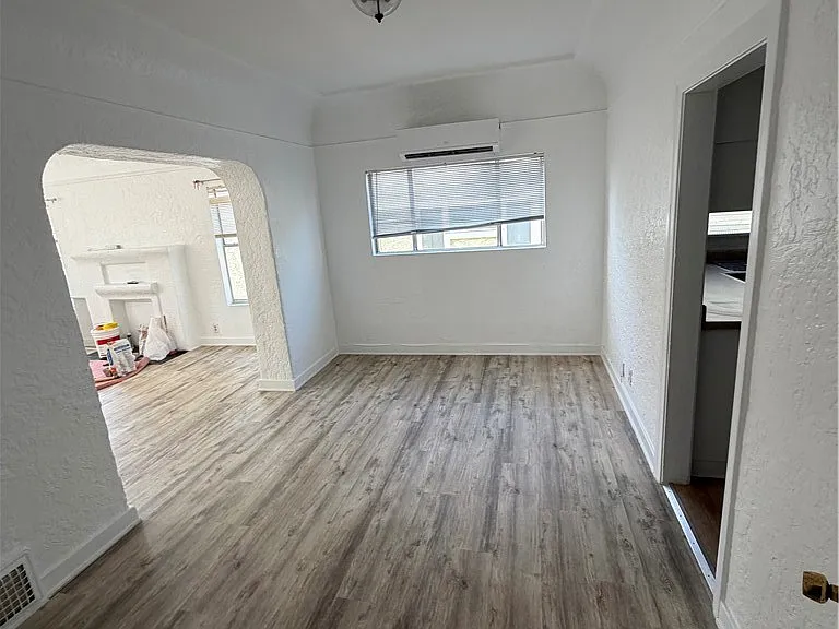 1117 Queen Anne Pl — Photo 13