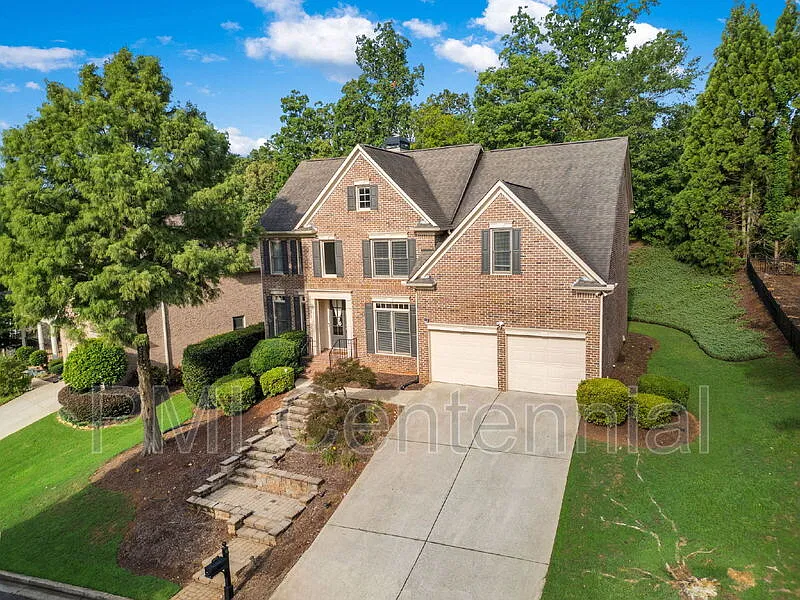 6 bed, 5.0 bath, 4037 sqft, $4,100 — Photo 3