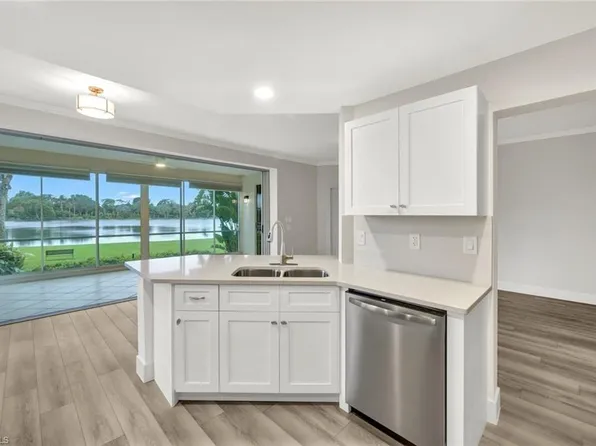 4121 Bayhead DR #101, BONITA SPRINGS, FL 34134