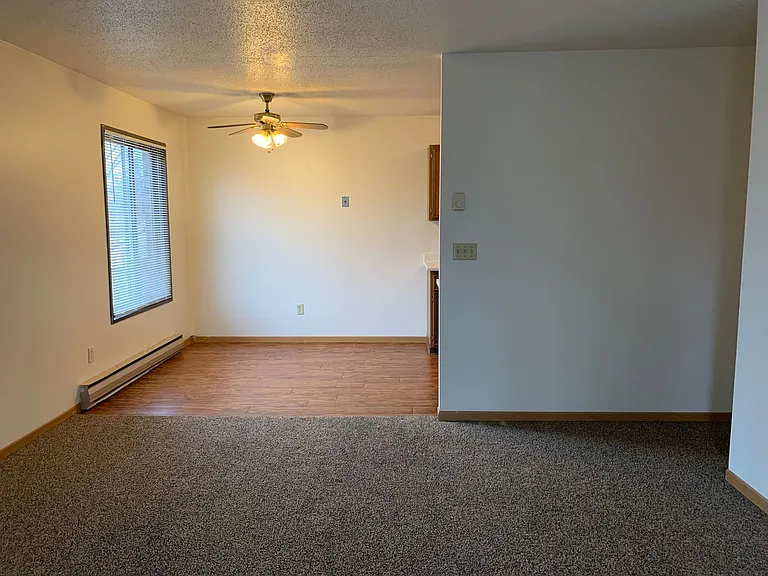 Silver Leaf Apartments — Photo 8