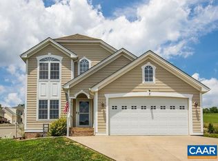 271 Windsor Dr, Fishersville, VA