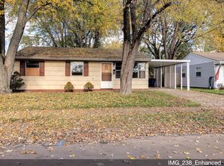 915 Henry St, Michigan City, IN