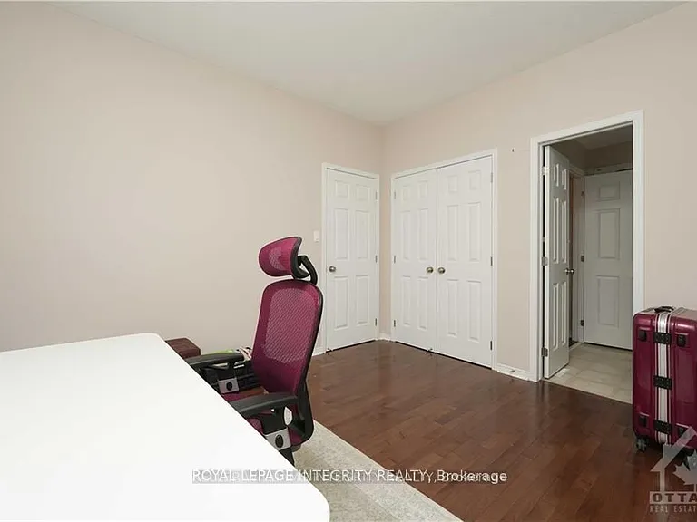 404 Kilmarnock Way — Photo 13