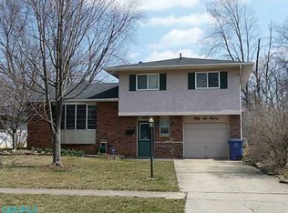 5612 N Meadows Blvd, Columbus, OH 43229