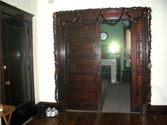 4th image of 430 W Otterman St #1ST