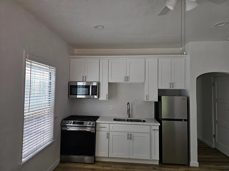 6439 Orange Street — Photo 4
