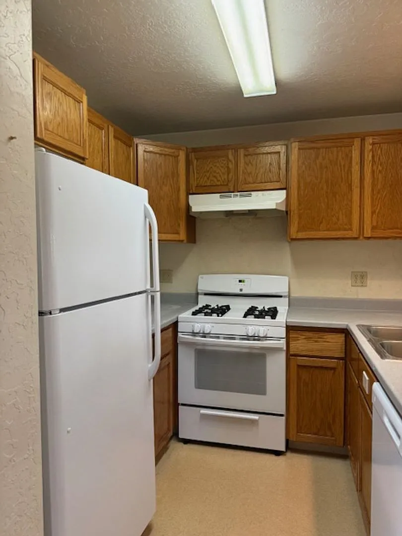 1771 Golf Course RD — Photo 4