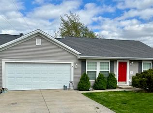 205 S West St, Gifford, IL 61847