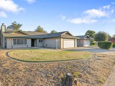 4233 W Fairview Avenue, Visalia, CA, 93277