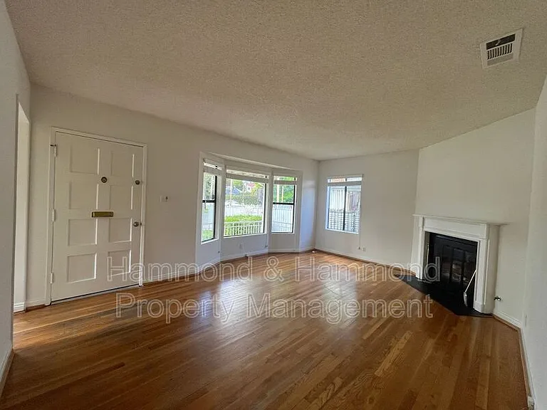18029 Santa Rita St — Photo 2