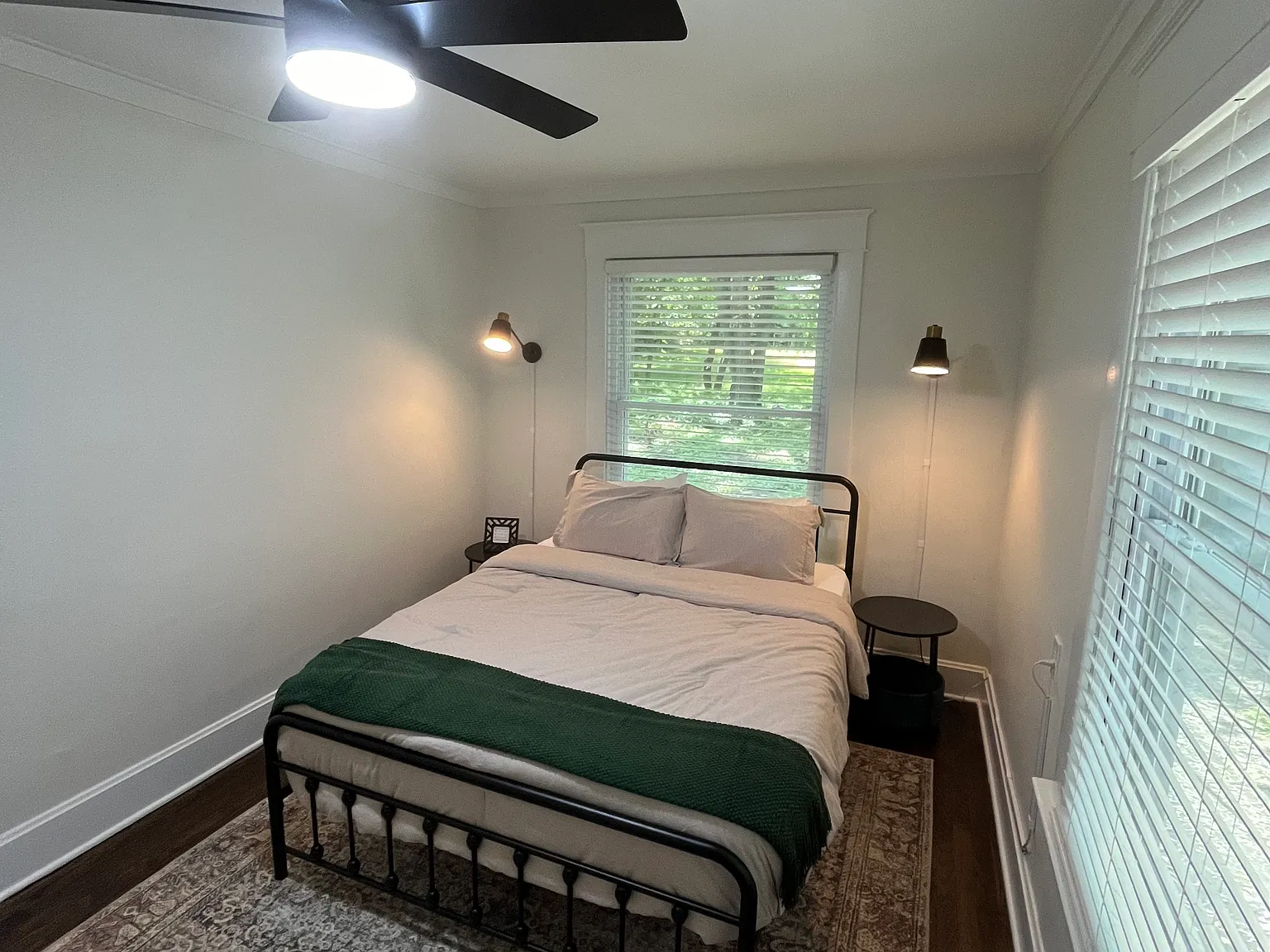 4 bed, $3,200 — Photo 3